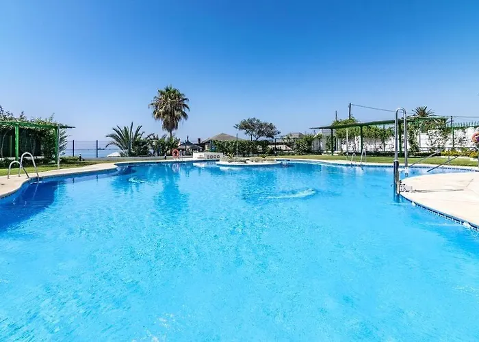 Marbella Pie De Playa Con Piscina: Banana Beach.