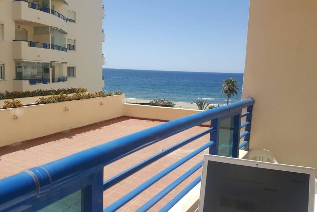 Pie De Playa Con Piscina: Banana Beach. * Marbella